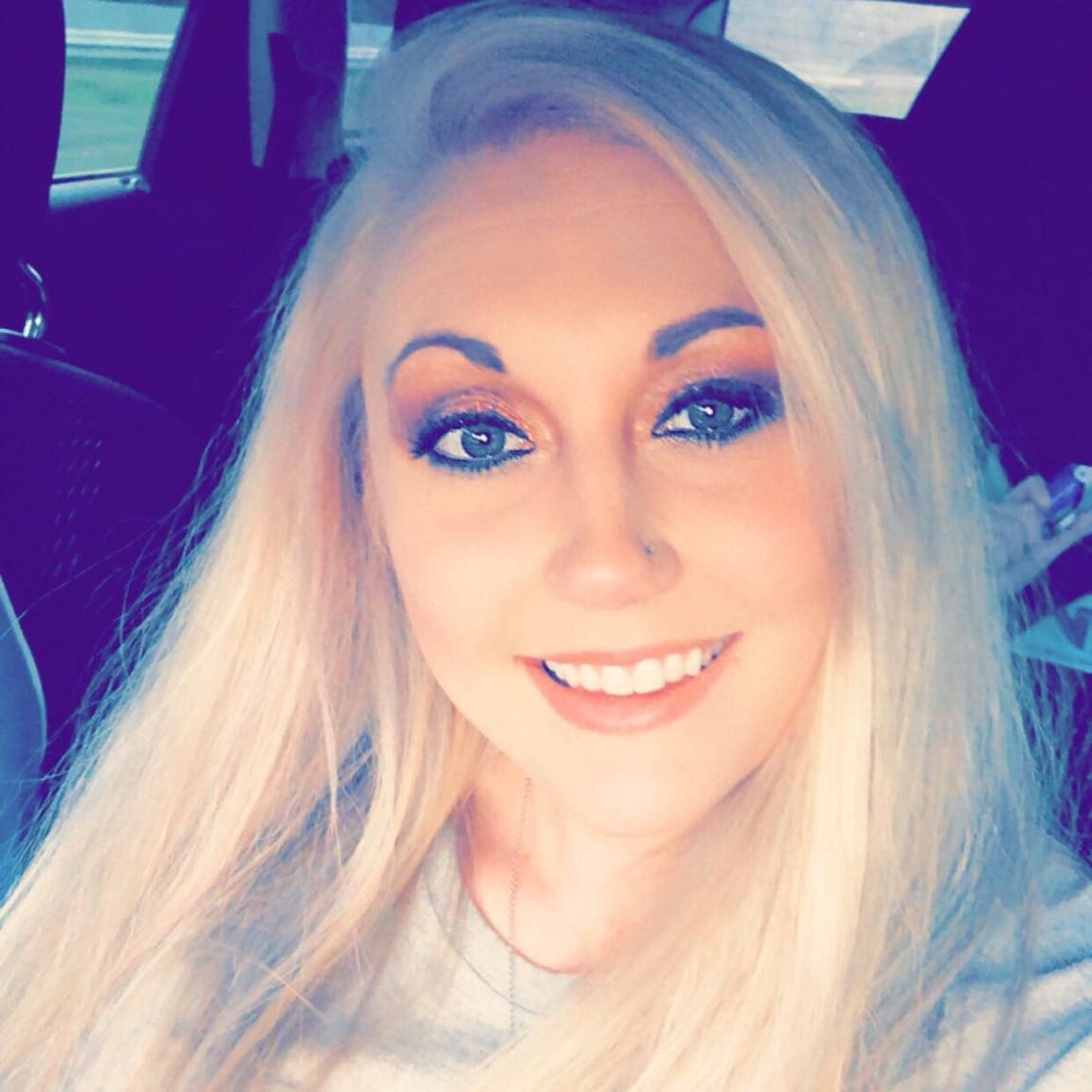 Meet your Posher, Felisha